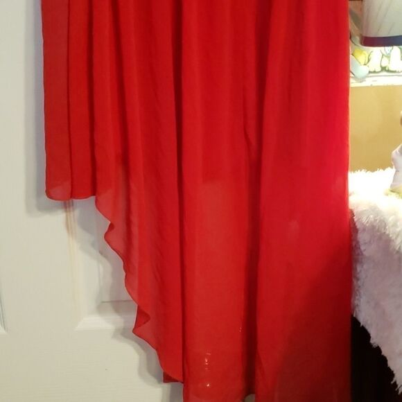 CityTrianglesDress Size 7 With Rhinestone Detail. Red - Picture 8 of 8